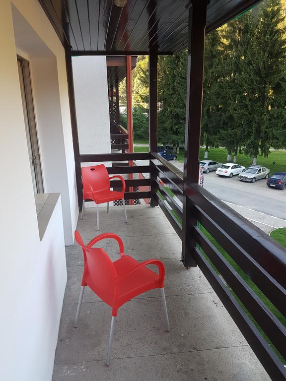 Hotel Cristal Sinaia Zewnętrze zdjęcie